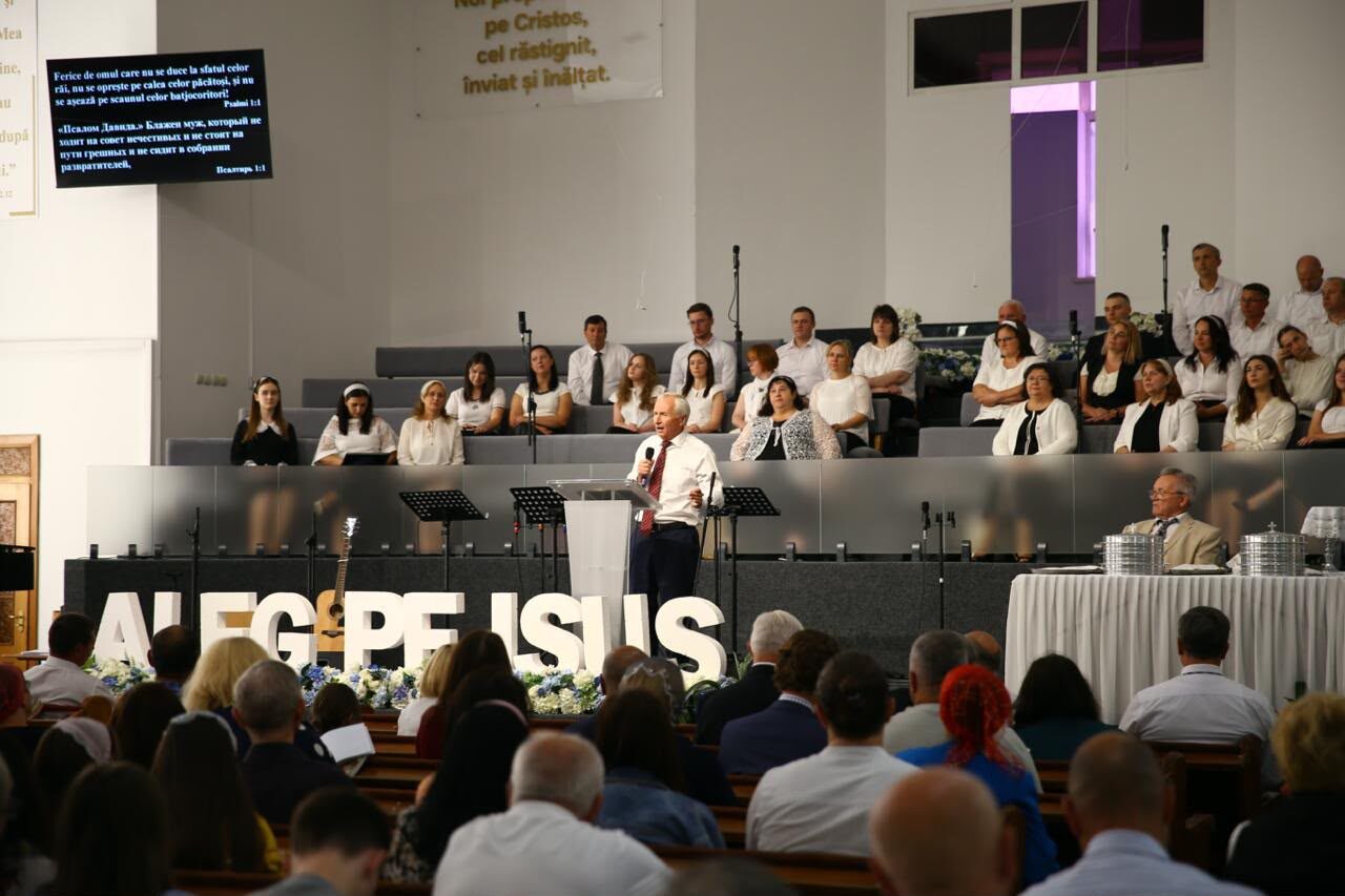 Biserica Isus Salvatorul — predica